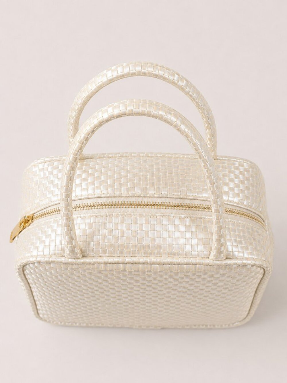 M.D. Forte Vintage Shimmer Woven Cosmetic Vanity Train Case - Picture 4 of 10